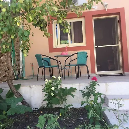 Domenica House Kondaraíni