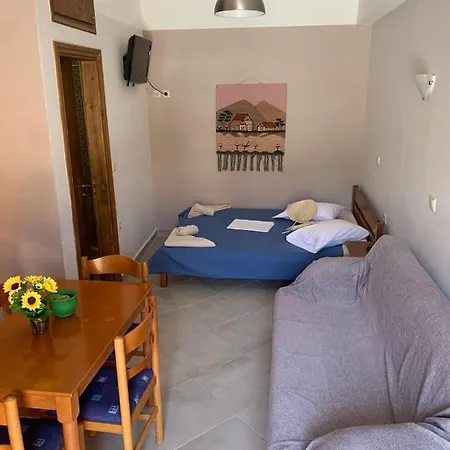Domenica House Apartment