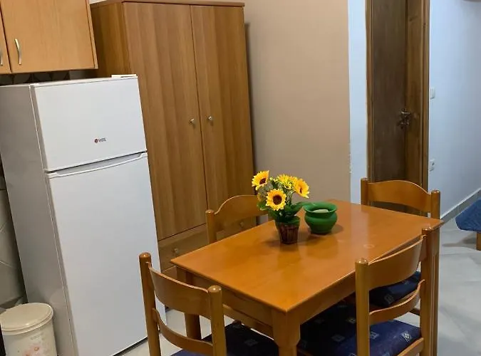 Domenica House Kondaraíni