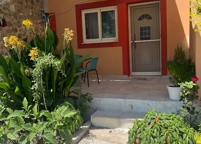 Domenica House Apartment